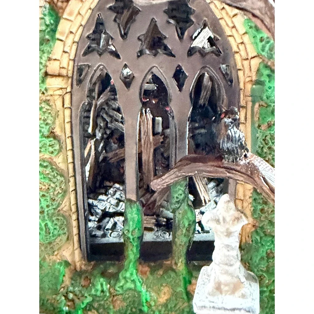 Lemax Spooky Town Gothic Ruins Halloween Village Lighted Building 65342 2006